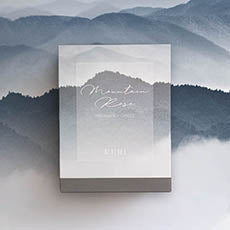 MOUNTAIN ROSE SOY CANDLE