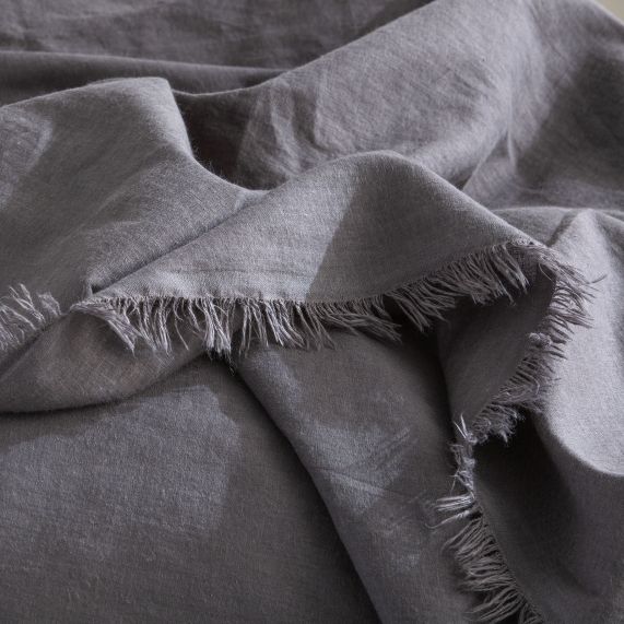 Cavallo 100 % Washed French Linen Throw 130 x 200 Cms Magnet 