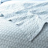 Renee Taylor Lexico Washed Cotton Textured Waffle Blankets Sky [SZ:Single/Double]