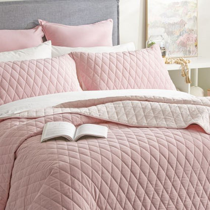 Renee Taylor Diamante Vintage Stone Washed Cotton Reversible Quilted Coverlet Set Rose [SZ:Queen/King]