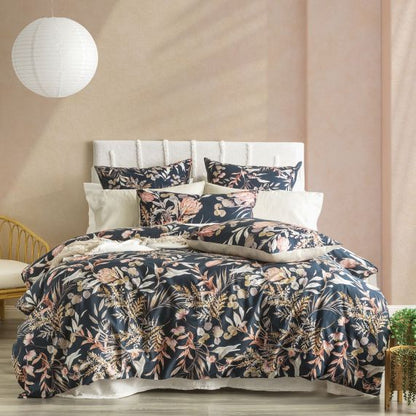 Renee Taylor 300 TC Cotton Reversible Quilt cover sets Waratah Midnight [SZ:Double]